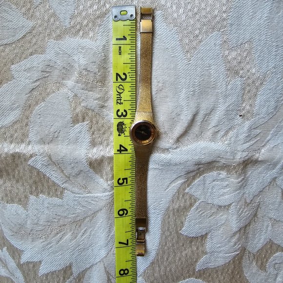 Seiko Quartz Dainty Black and Gold tone Watch - Picture 16 of 16